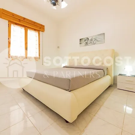 Purple - Apartment *